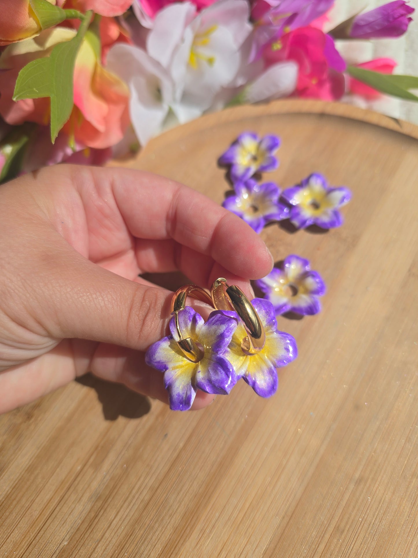 Lys relief violet jaune