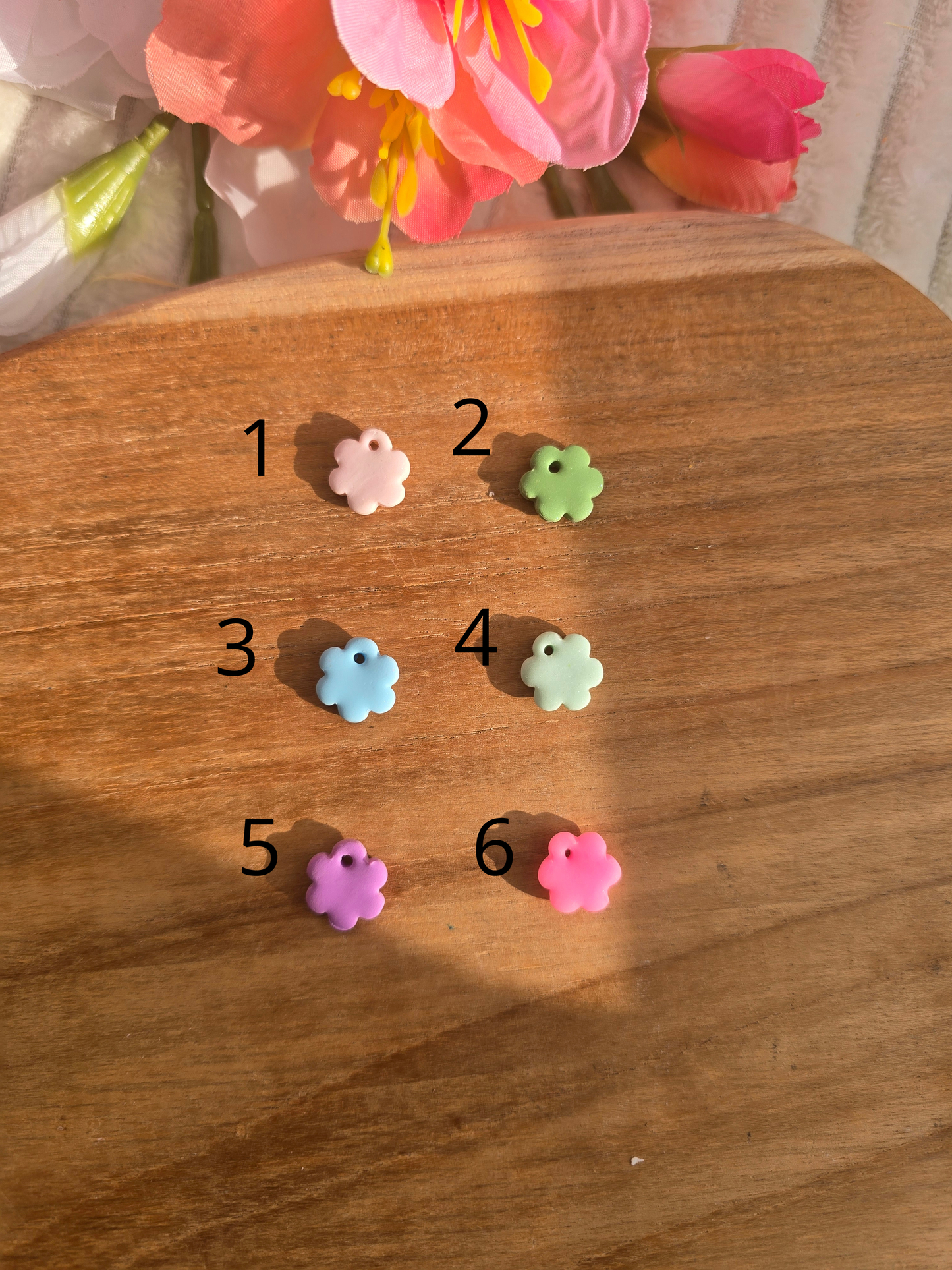 đžCharm's fleurs personnalisable đž