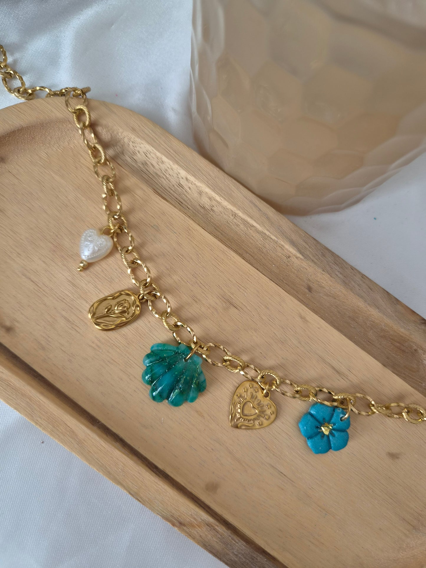 Collier Victoria